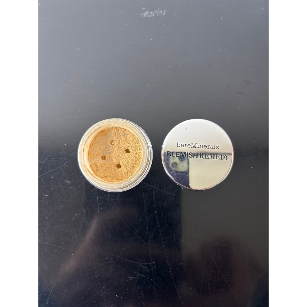 Bare Minerals Blemish Remedy Powder‎ - Clearly Silk 05